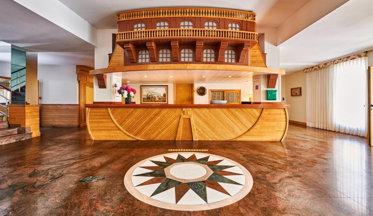 Hotel Juan De La Cosa Santoña Zewnętrze zdjęcie